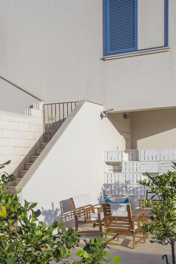 Melus Maris Guest House Syracuse Exterior photo